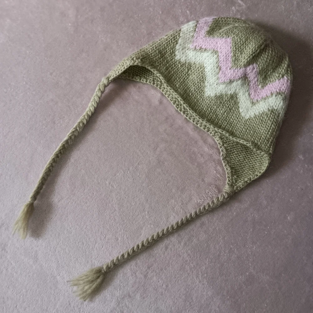 Burton 100% Wool Knit Child's Tan Pink Cream Winter Hat With Braids OSFA